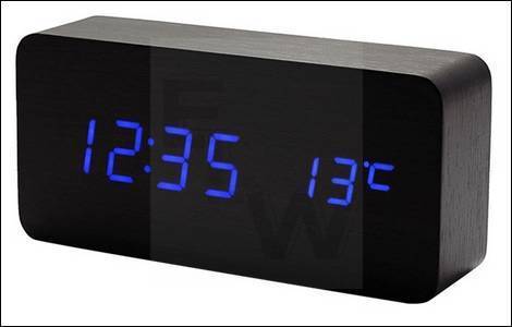 WOODEN LED ALARM CLOCK WITH TEMPERATURE