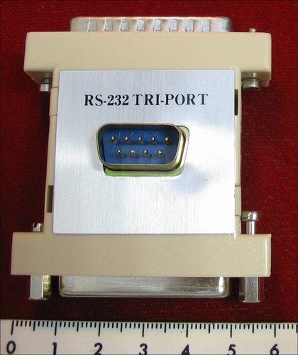 COM 920 TRIPORT ADAPTR 2X25F-M-DS09M