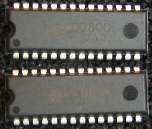 LC 7800 MICROCOMPUTER -  INPUT-EXPANDER