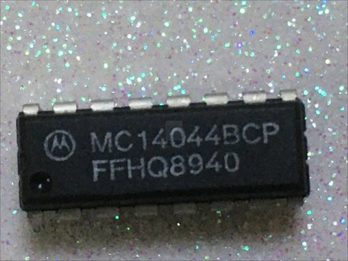 MC 14044 B QUAD NAND RS-FF