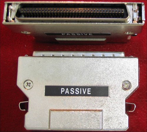 COM 880 SCSI III C68HP-M PASSIV