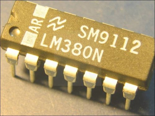 LM 380 N 14-NSC 1X2.5W 18W 0.2% AUDIO AMP